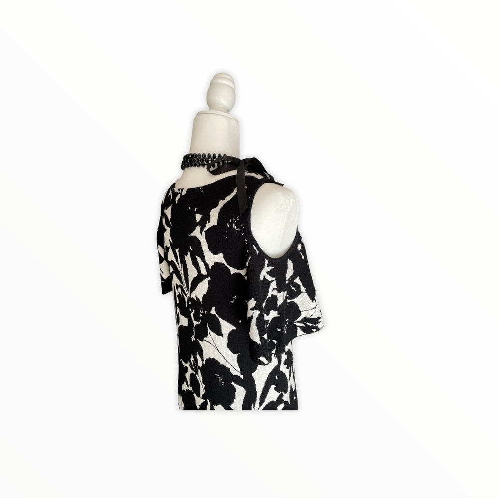 Ann Taylor Cold shoulder floral sweater dress - Picture 4 of 5